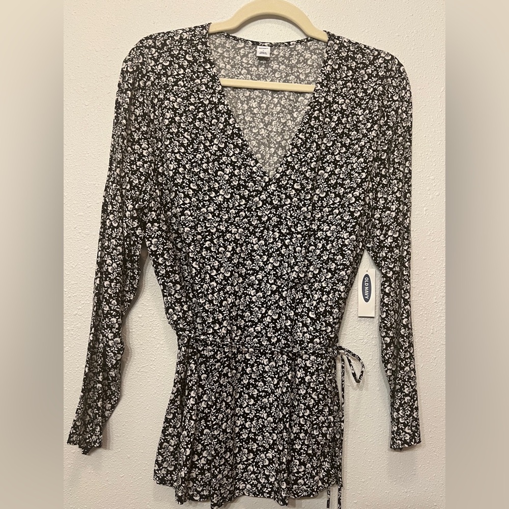 Old Navy Floral Black and White Faux Wrap Blouse